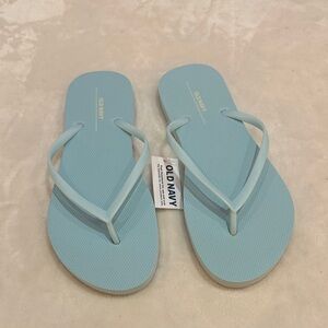 Old Navy Women's Light Blue Flip Flops